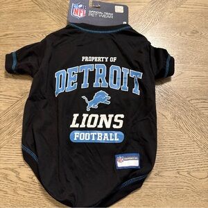 Pets First NFL Premium Tee Shirt for Dogs Detroit Lions football size large